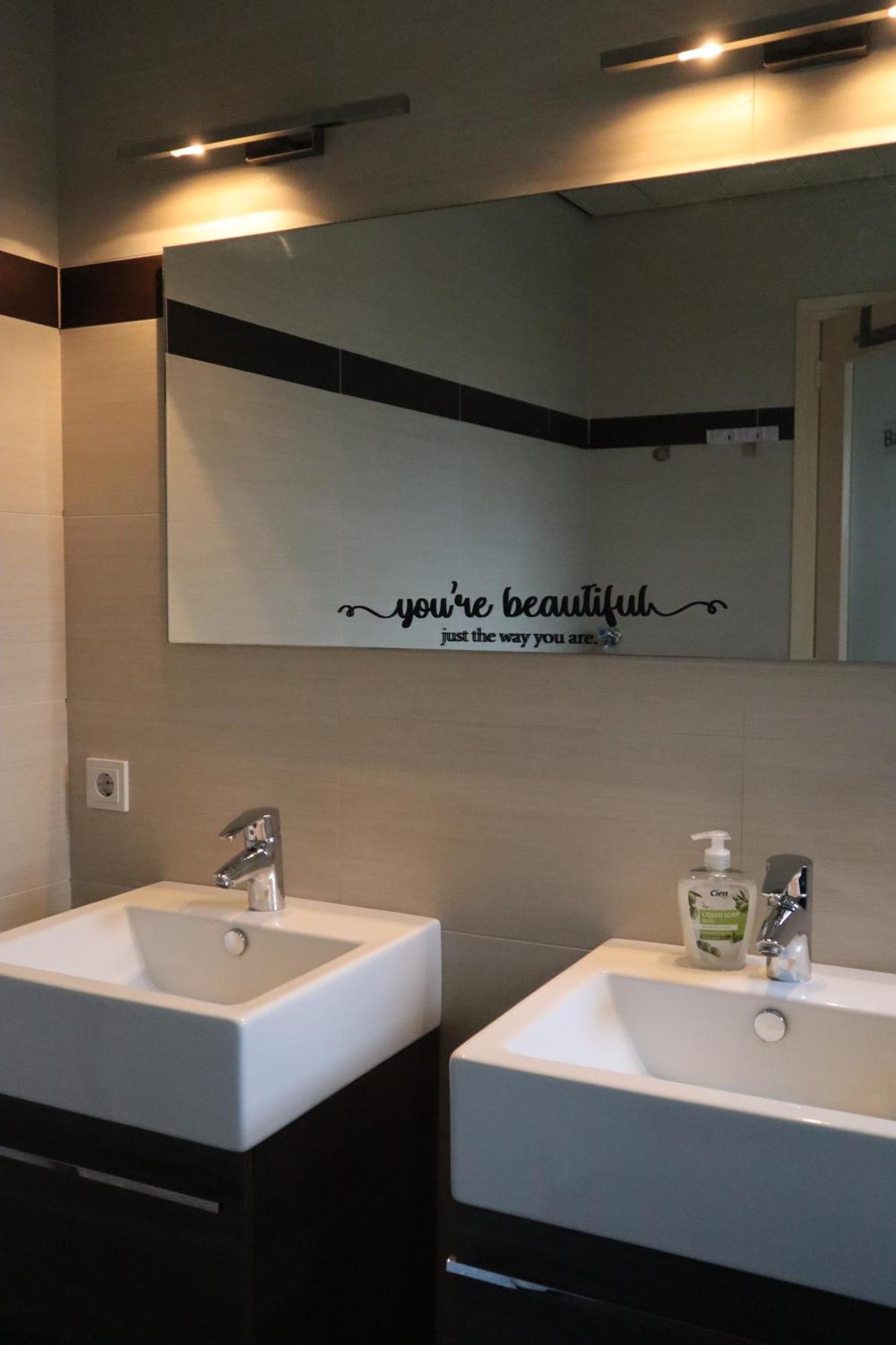 Room Stella Suite Tilburg Exterior foto